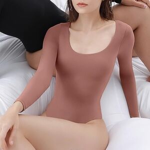 Pumiey Rose Scoop Neck Long Sleeve Bodysuit